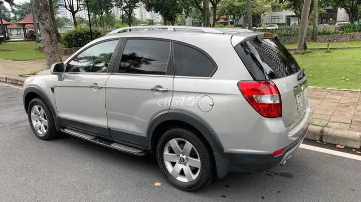 Chevrolet Captiva 2009 серебристый 7 мест МКПП