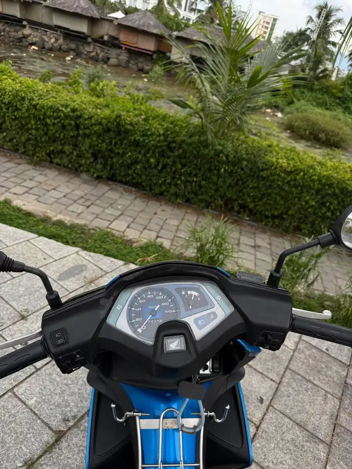 Honda AIRBLADE