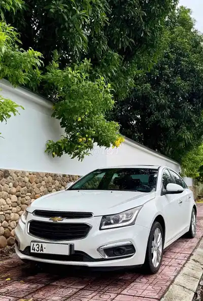 CHEVROLET CRUZE 5 МЕСТ АВТОМАТ БЕЛЫЙ