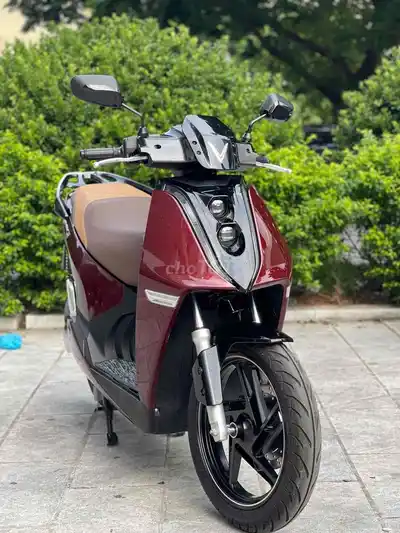 Vinfast Theon S 2026 Красный 300 км