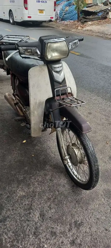 Honda Dream Nâu