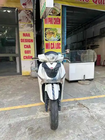 Honda SH 150i белый