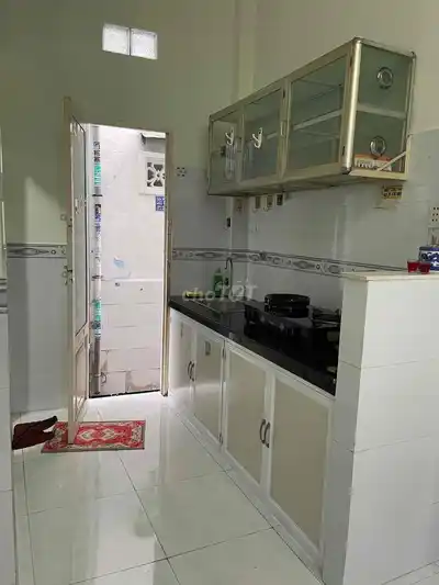 Дом в переулке Бинь Тьен, рынок Биньтьен