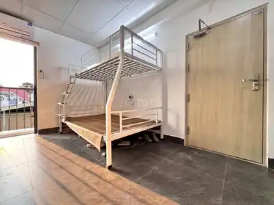 Номер в хостеле 76, Винь Хунг, Хоанг Май, меблированный