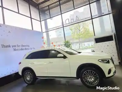 Автомобиль Mercedes Benz GLC 200 4Matic 2025