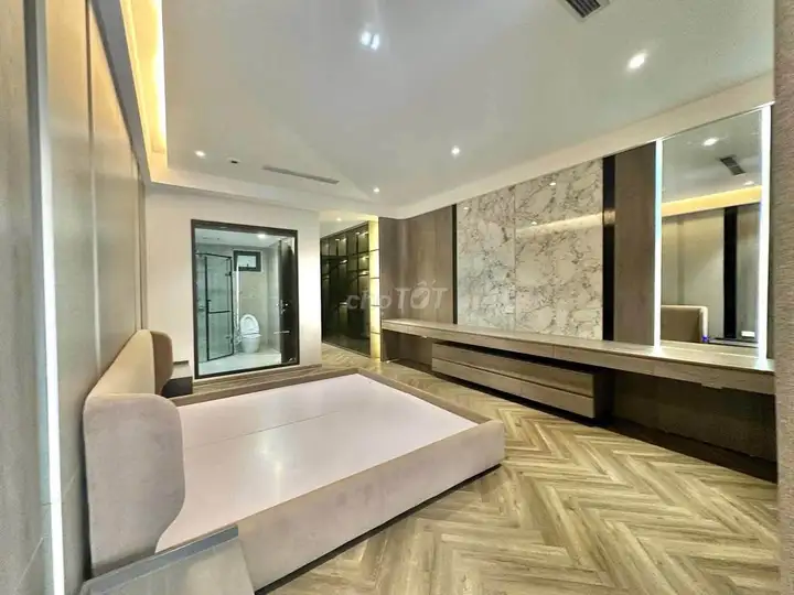 Nhà Duplex 7 tầng kinh doanh view triệu đô, 2 ô tô tránh, Cầu Trần Hưn