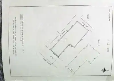 Дом с фасадной частью на Ле Зуан, с расширяющимся кзади участком