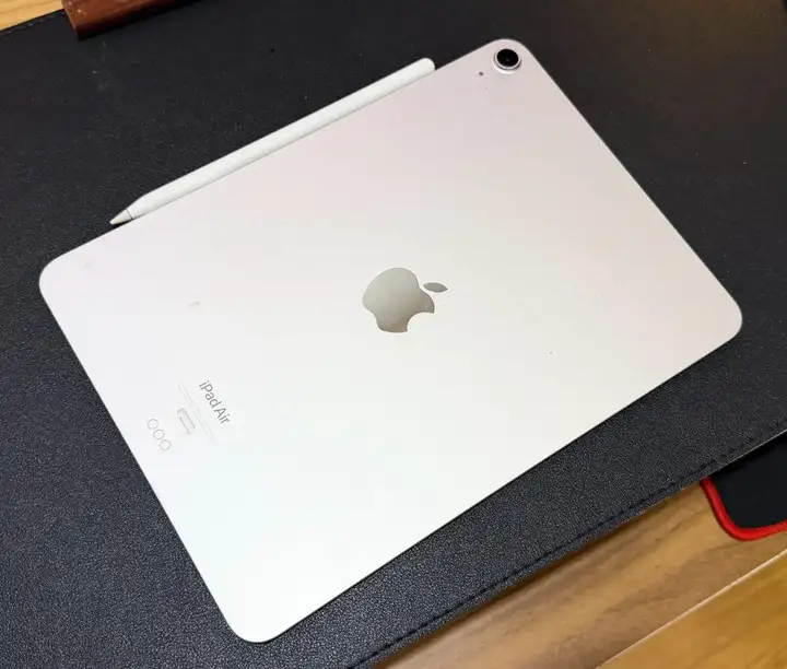 iPad Air 11" M2 (2024) 128 ГБ Wi-Fi + Apple Pencil Pro