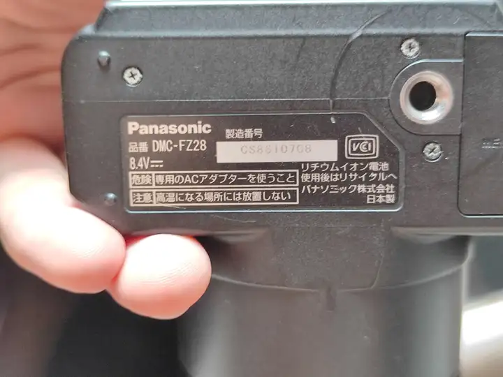 Фотоаппараты Panasonic Lumix и Canon PowerShot