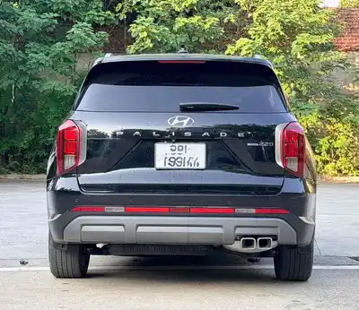 Hyundai Palisade Prestige 2.2D на 6 мест, 2023 года выпуска