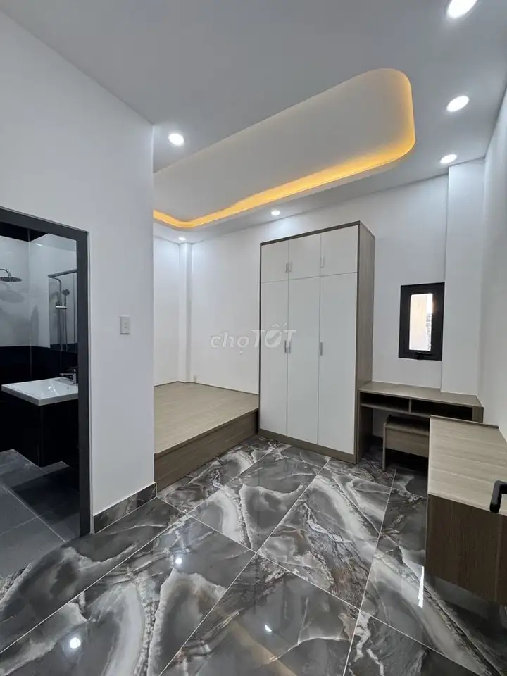 Дом ул. Ле Ван Куой, БХХА, Биньтан, 5 этажей, 60м²