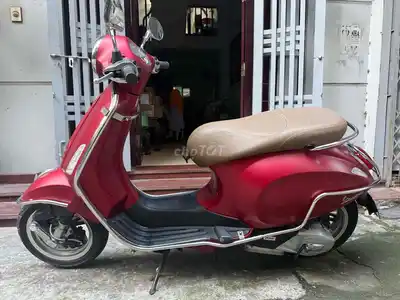 Piaggio Vespa Primavera 2018 Красный 18 тыс. км