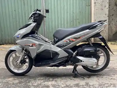 Honda Airblade 125cc 2020 с ханойскими номерами, родной мотор