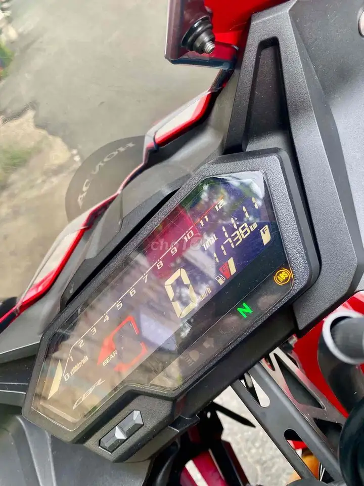 Honda CBR150R 2023 Красный 11000 км