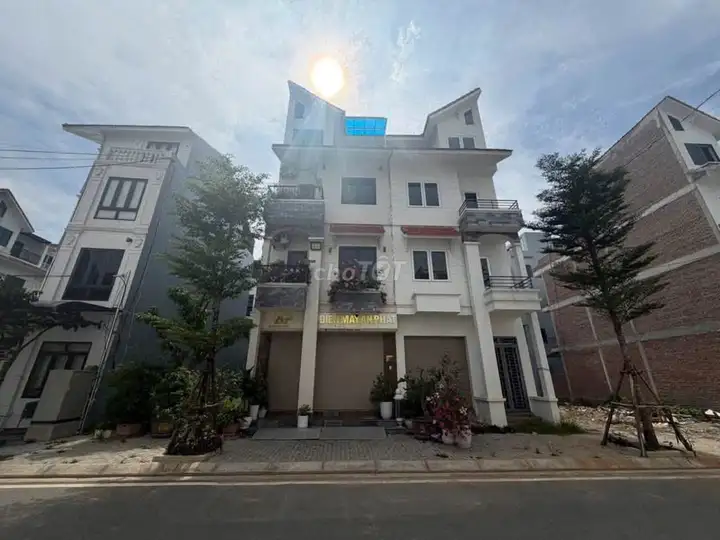 Таунхаус Cienco5 Hoang Quoc Viet, O Dien, 75м2