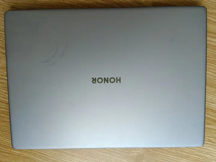 HONOR MagicBook X16 AMD GOH-X