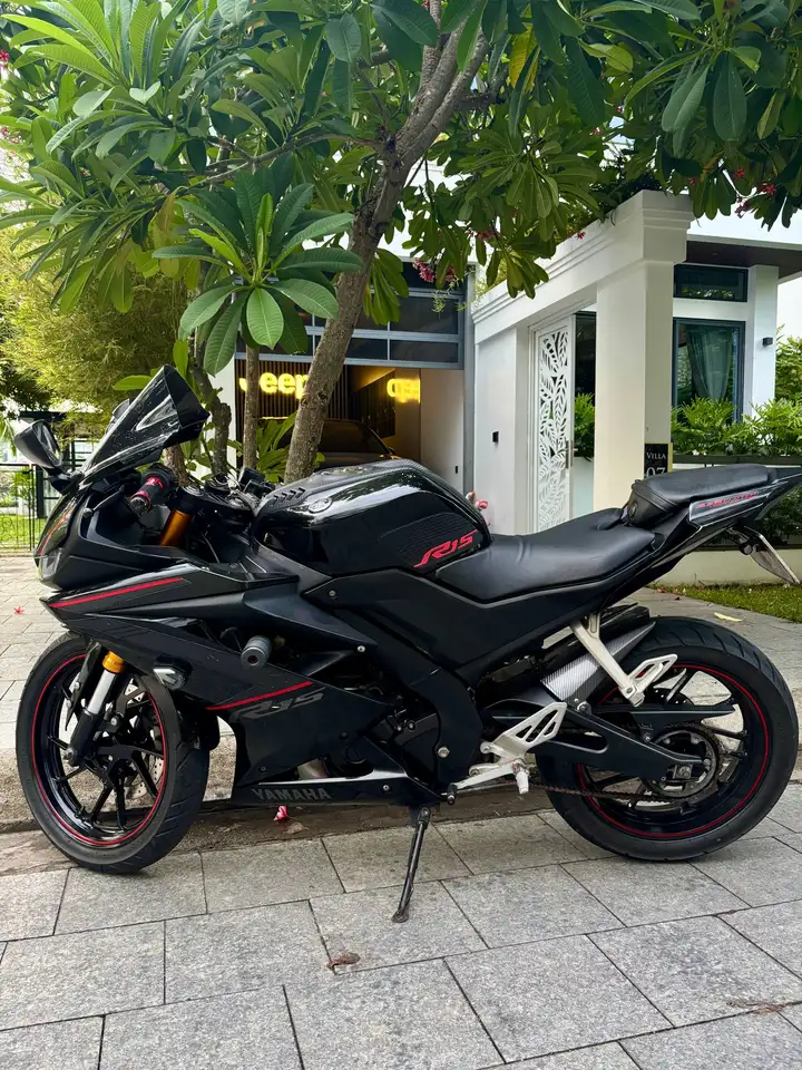 YAMAHA R15 v3