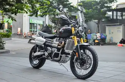 Triumph Scrambler 1200 XE 2025 1300 km Черный