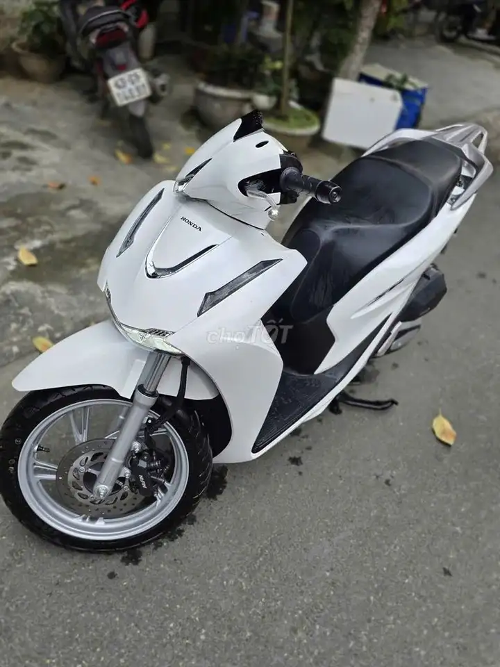 Honda SH 2026 белый, госномер 43, рассрочка