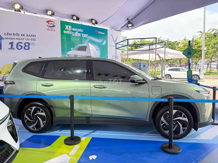 LIMO GREEN 68TR. Принимаем авто, решаем проблемы с плохой кредитной историей