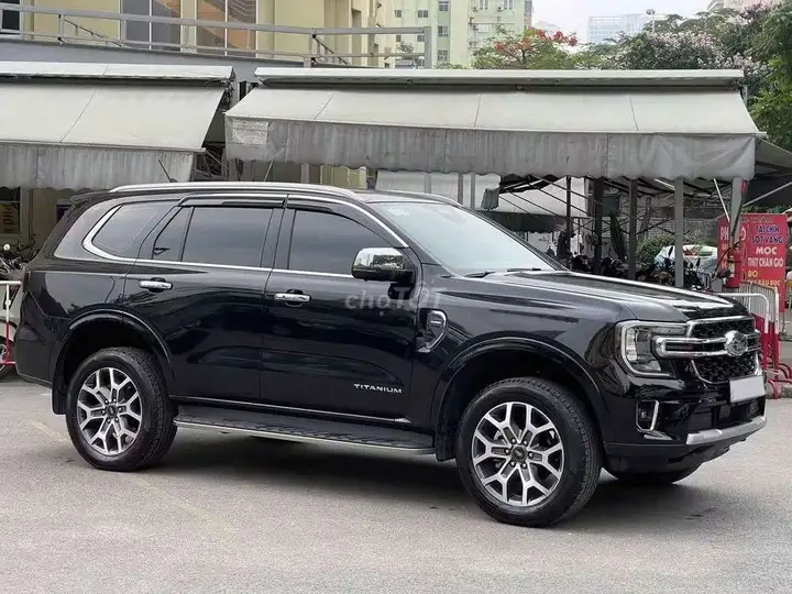 Ford Everest Titanium 2022 Черный