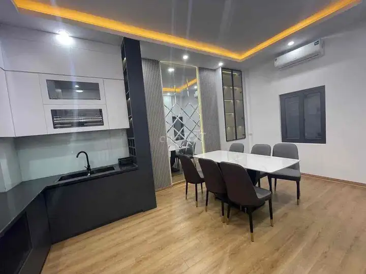 Улица Минь Кхай, переулок 2.8м, для бизнеса, 35м² x 5эт., 6.8 млрд