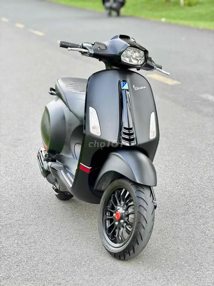 Piaggio Sprint 125cc ABS 2021, черный матовый, тюнинг