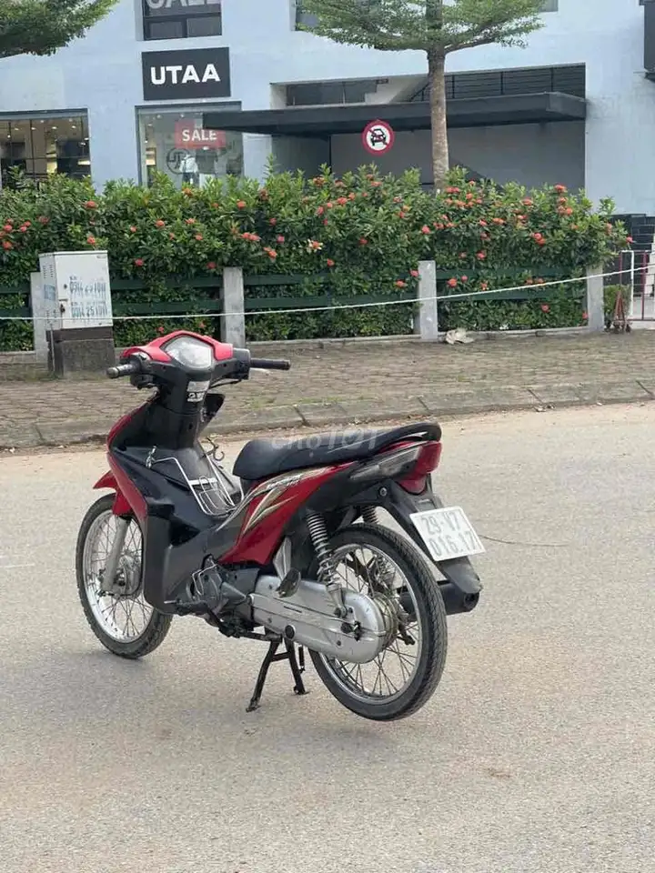 Honda Wave S110 2014 красный б/у