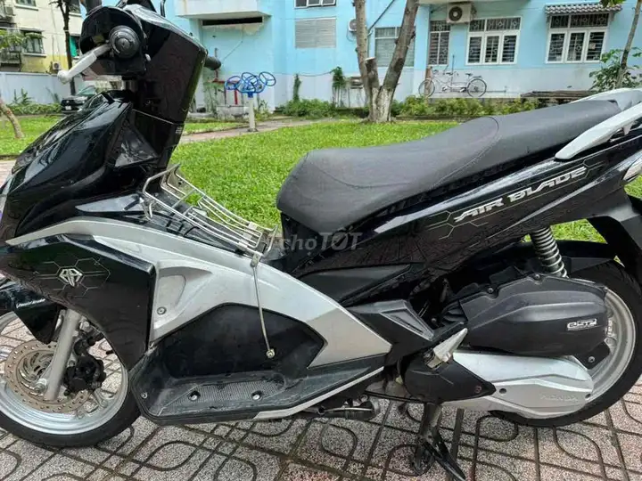 Honda Air Blade 2017, черный/серебристый