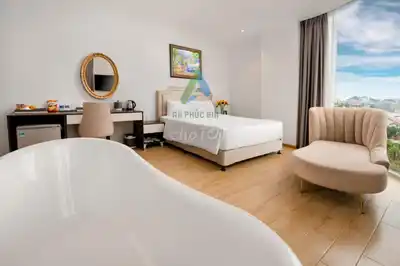 ПРОДАМ ЗДАНИЕ ОТЕЛЯ 11 ЭТАЖЕЙ 51 НОМЕР В УГЛУ PRINCESS & MY AN 18