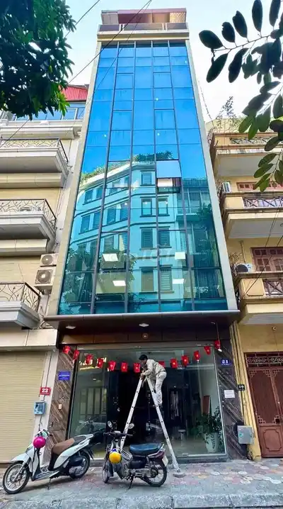 Дом целиком в районе Нам Чунг Йен, Кау Зяй, с лифтом