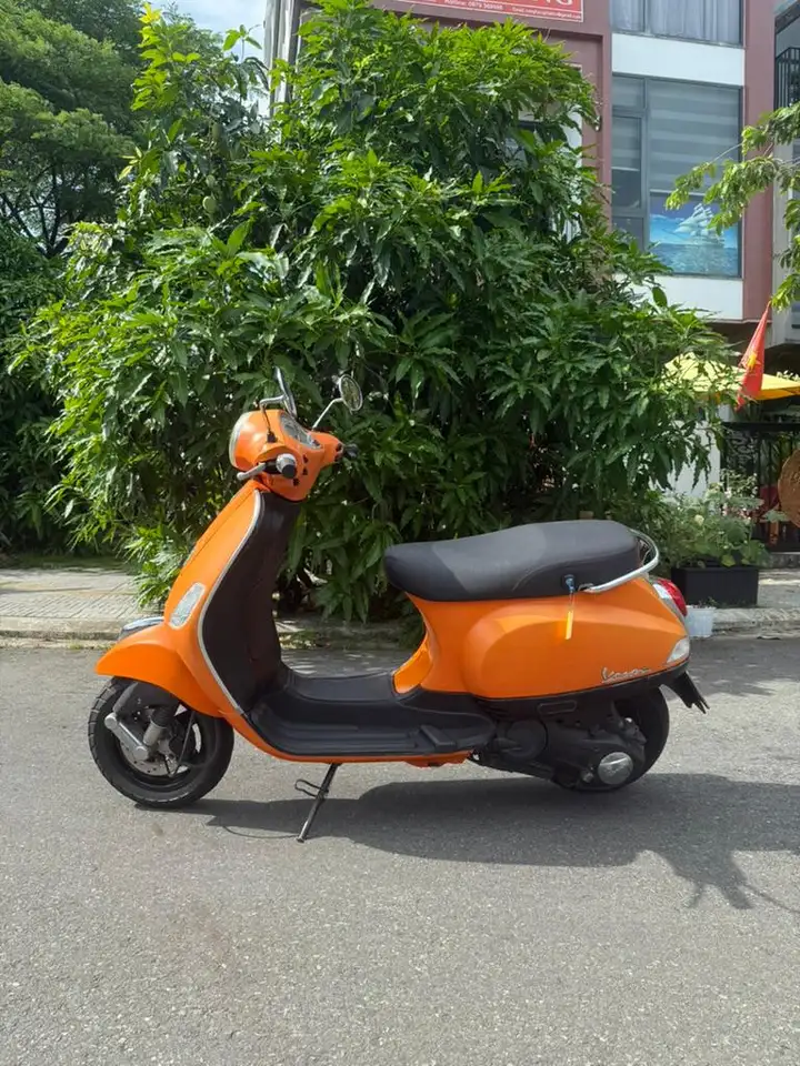 Продам скутер Vespa 2014
