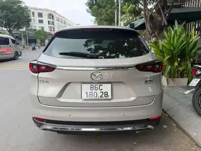 Mazda CX8 Premium 2025 Золотистый металлик
