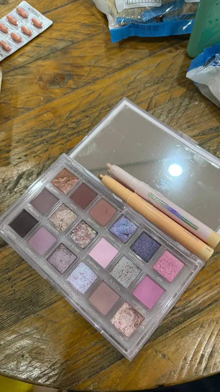Оригинальная косметика Sephora: палетки, помады, пудры