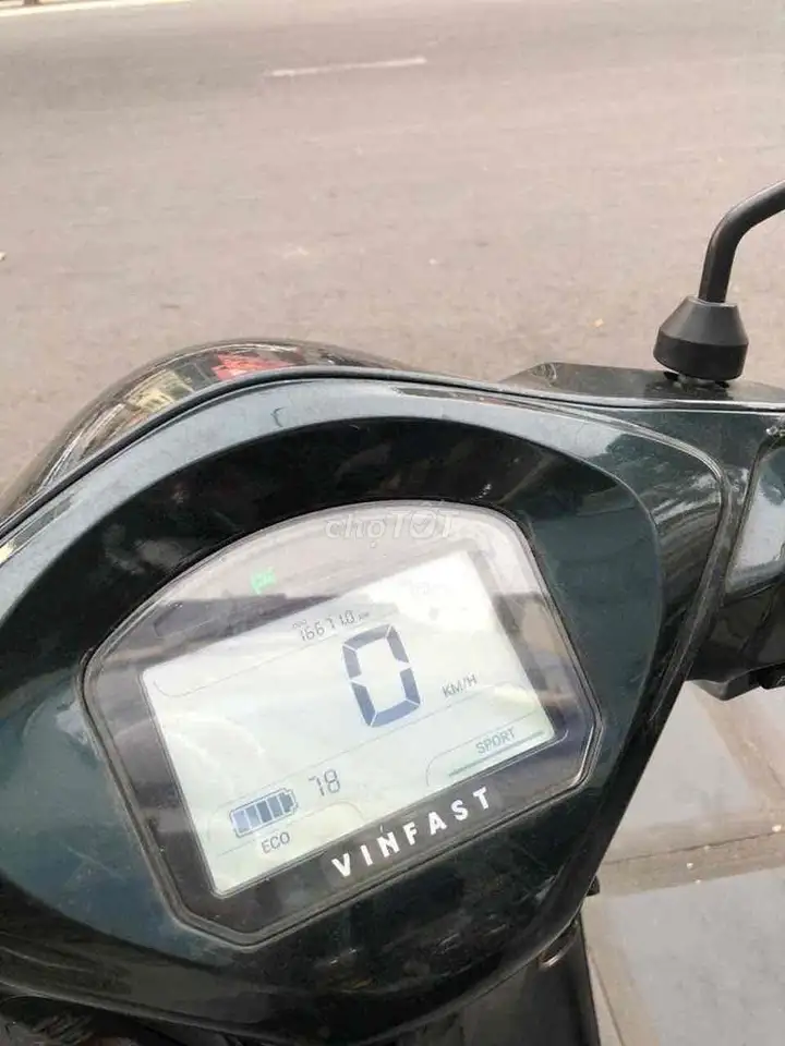 VinFast Feliz Đen 17.000 км