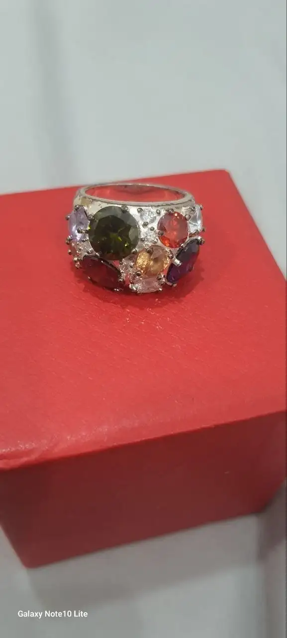 Продам!
Все вместе 250 vnd
Если по отдельности, пишите в ЛС

❤️❤️❤️