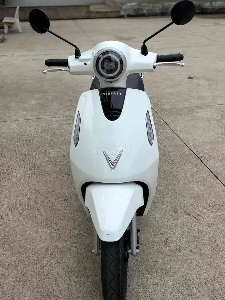 Электроскутер VinFast Evo Grand 2026 Белый 700 км