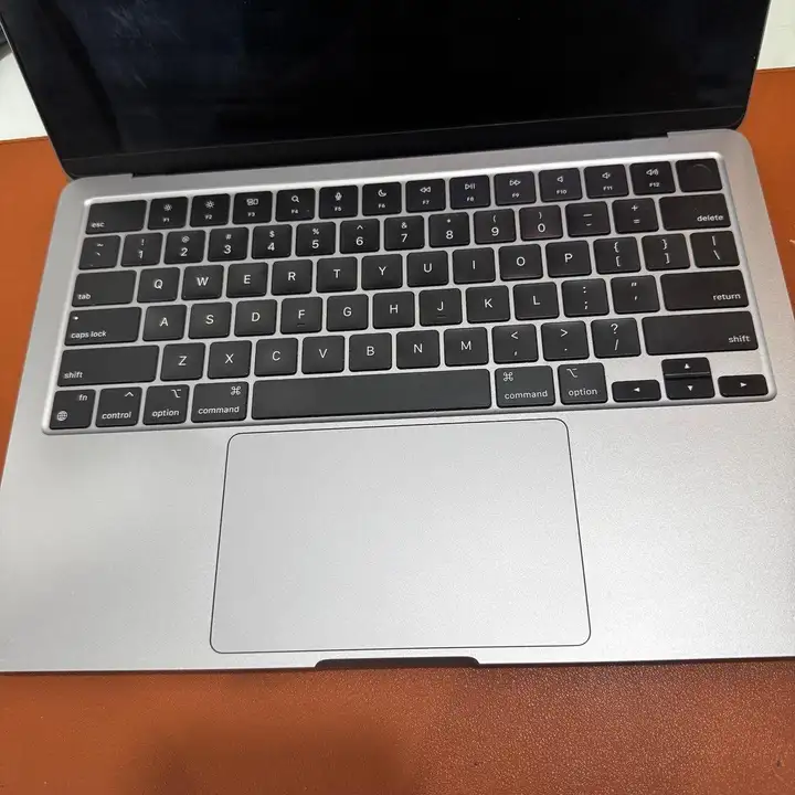 MacBook Air M2 8/256