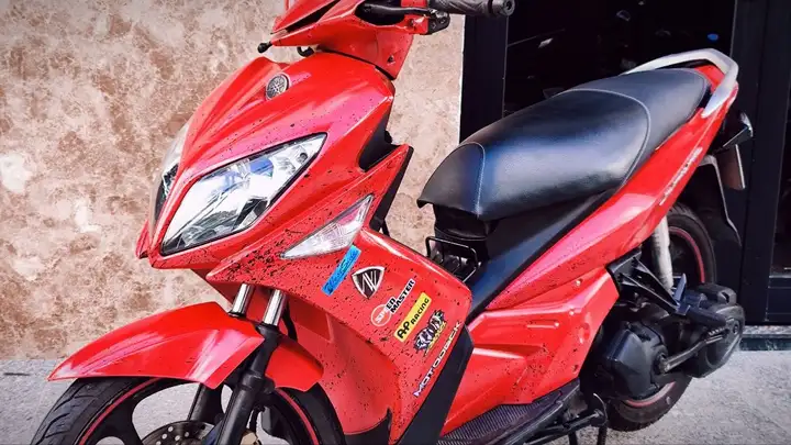 YAMAHA LX4 Nouvo 2011