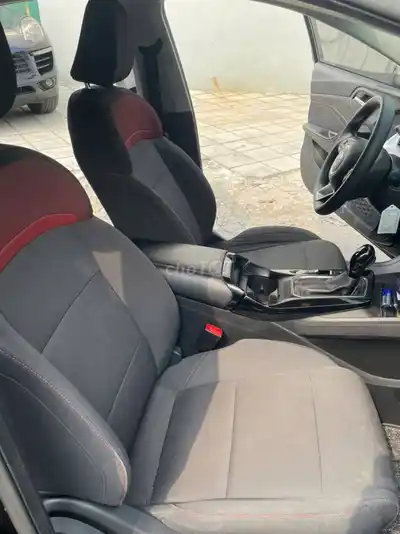 MG MG5 Standard 2024 Черный 35 000 км
