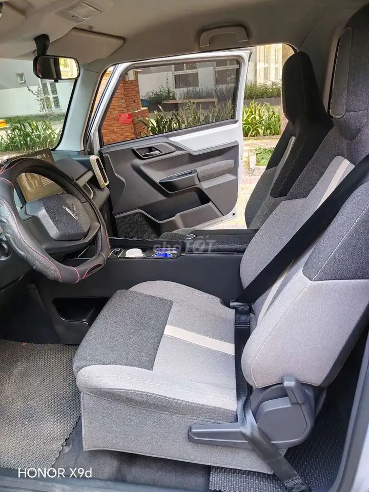 VinFast VF3 2025 серый 18 556 км