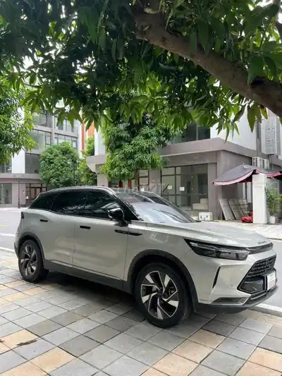 Beijing X7 2020 Серебристый 85 000 км