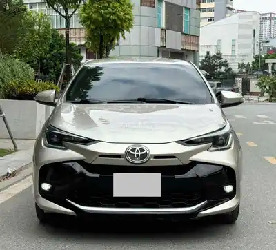 Toyota Vios 1.5E МКПП 90337 км серебристый