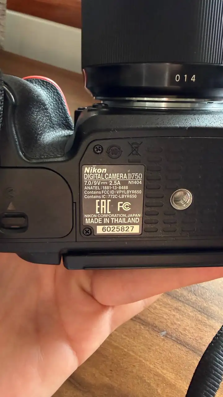 Nikon D750 Body