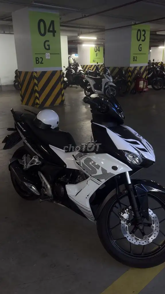 Honda Winner X 2019 белый черный 36.000 км