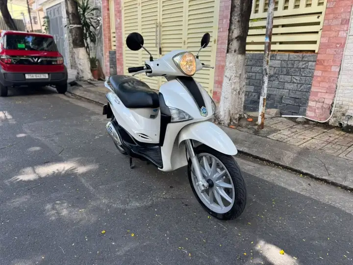 Скутер Piaggio Liberty 125