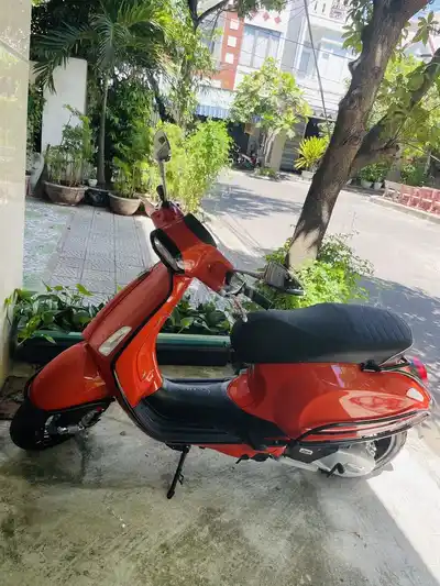 Piaggio Vespa Sprint 2023 Морковный оранжевый
