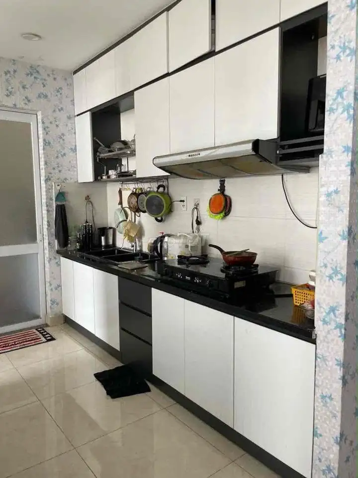 Сдается квартира в Zen Tower Q12, 2 спальни, 2 санузла, с 1 кондиционером, всего 6 млн, залог 1 месяц