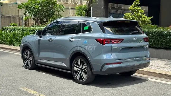 Ford Territory X 2025 серый цемент 15 000 км
