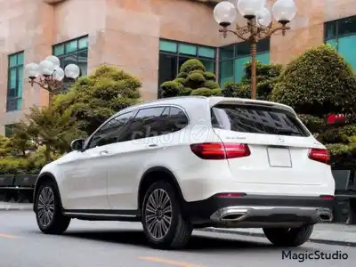 Mercedes-Benz GLC250 4Matic 2018 Белый 80.000 км